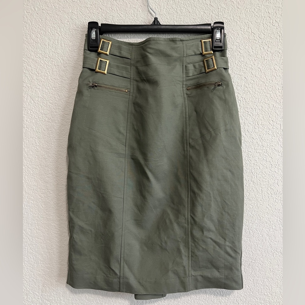 Worthington women’s skirt Size 4 , color dark green